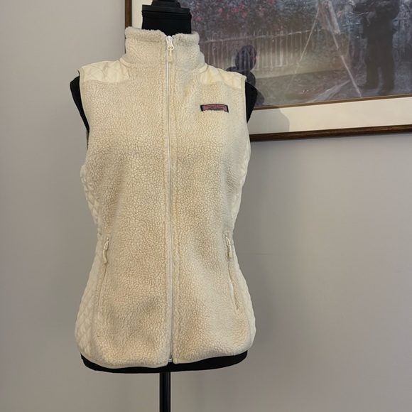 Vineyard Vines Jackets & Blazers - Vineyard Vines Sea View Sherpa Quilted Zip Up Vest Ivory - Size XS
